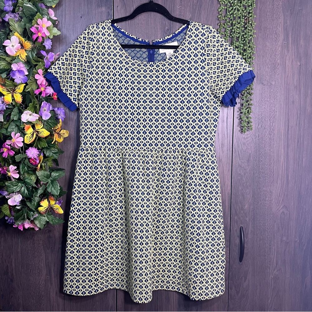 -💙2/$40💙NWOT Isani For Target Short Sleeved Printed Drop Waist Dres Size Large